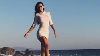 Ελένη Φουρέιρα: Με μικροσκοπικό μπικίνι στην Κρήτη