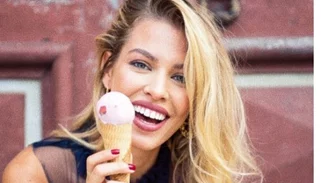 Jessica Goicoechea: H Ισπανίδα καλλονή βρίσκεται στη Μύκονο