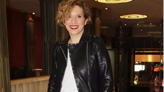 Σύλβια Δεληκούρα: Ποζάρει με τον γιο της χωρίς μακιγιάζ