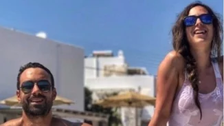 Σάκης Τανιμανίδης: Party - έκπληξη για τα γενέθλια της αδερφής του