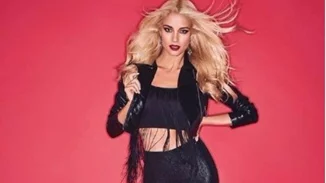 Δούκισσα Νομικού: Χωρίς μακιγιάζ στην παραλία