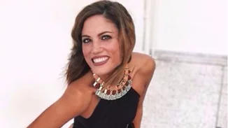 Μαίρη Συνατσάκη: Ζει το καλοκαίρι της στην Αθήνα