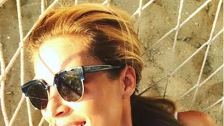 Μαριέττα Χρουσαλά: Με μπικίνι στον πέμπτο μήνα της εγκυμοσύνης της