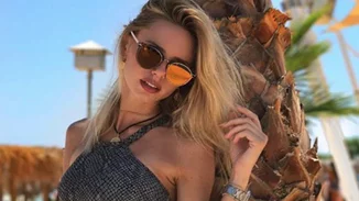 Έβελυν Καζαντζόγλου: Το album των διακοπών της