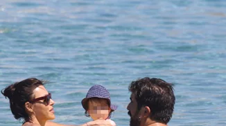 Σίσσυ Φειδά: Στη Μύκονο μαζί με τον Γιώργο Ανδρίτσο και την κόρη της