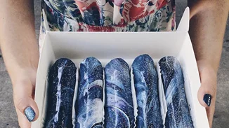 Εσύ θα έτρωγες αυτά τα...γαλαξιακά εκλέρ;