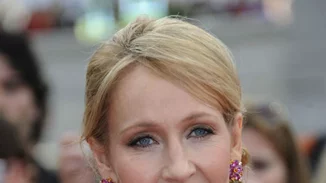 J.K Rowling: Είναι και πάλι η πλουσιότερη συγγραφέας του κόσμου