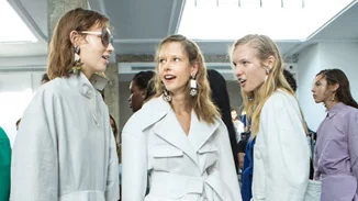 Βαλίτσα διακοπών: Τι θα πάρει μαζί της η fashion editor;