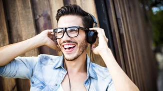 Τα τραγούδια που πάντα θα φέρνουν το καλοκαίρι στο μυαλό σου