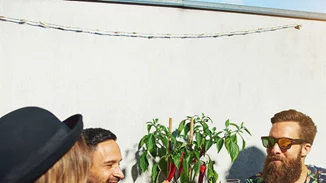 Οι καλοκαιρινές τροφές που κρύβουν τόσες θερμίδες, που σοκάρουν