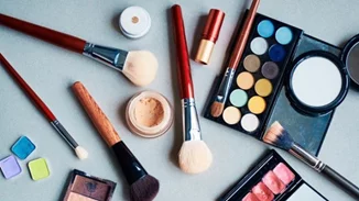 Πόσο ασφαλή είναι τα προϊόντα ομορφιάς που χρησιμοποιείς καθημερινά;