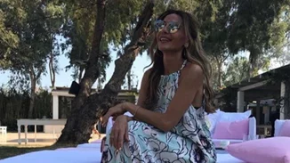 Δέσποινα Βανδή: Βολτάρει στο κέντρο της Αθήνας σαν τουρίστρια