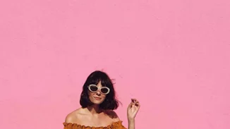 Γιατί αυτό το λινό φόρεμα έχει διχάσει τις fashionistas;