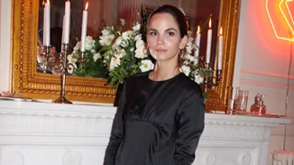 Dress Code Black Tie: Τι επιλέγουν να φορέσουν οι επώνυμες στις επίσημες εμφανίσεις