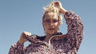 Kate Hudson: Φωτογραφίζεται για γνωστό περιοδικό και μιλάει για τα πάντα