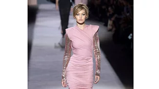 Tom Ford Άνοιξη/ Καλοκαίρι 2018 | Ορίζει το νέο -ρετρό- σέξι