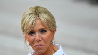 First Lady: Τα σημεία-κλειδιά του μοναδικού στυλ της Brigitte Macron