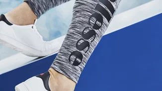 ΑΥΤΌ το casual sneaker είναι το επόμενο μεγάλο trend! Και το έχεις ήδη φορέσει!