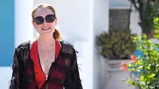 Lindsay Lohan: Απόδραση στη Μύκονο (φωτογραφίες)