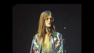 Gucci Άνοιξη/ Καλοκαίρι 2018 | Οι πρώτες φωτογραφίες του πολυαναμενόμενου fashion show