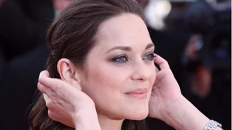 Marion Cotillard: Ολόγυμνη στη νέα της ταινία - Δες τις φωτογραφίες