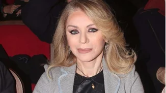 Έλλη Στάη: Λαμπερή εμφάνιση στο Ηρώδειο