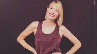 Βίκυ Καγιά: Ποζάρει με εμφανή τα σημάδια της εγκυμοσύνης