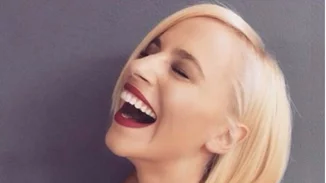 Νάντια Μπουλέ: Έκανε την εμφάνιση του Φθινοπώρου! Δες το εντυπωσιακό look