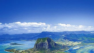 Αυτοί είναι οι επόμενοι hot ταξιδιωτικοί προορισμοί του πλανήτη