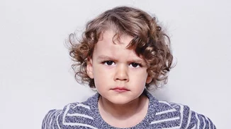 Χρήσιμα tips για να μάθεις στο παιδί να αναγνωρίζει και να εκφράζει τα συναισθήματά του