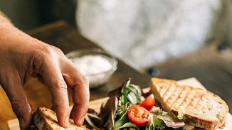 Τα κορυφαία breakfast sandwiches για να ξεκινήσεις τη μέρα σου