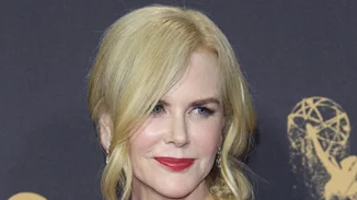 Nicole Kidman | Φόρεσε στα Emmy το πιο αναπάντεχο και τολμηρό trend στα παπουτσια!