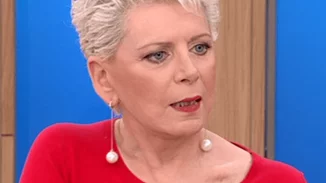 Έλενα Ακρίτα | Η απάντησή της στην ανακοίνωση του Δημήτρη Λιγνάδη