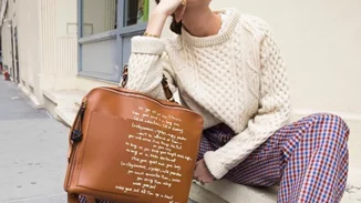 Ποια σχεδιάστρια μόδας δήλωσε πως λατρεύει την ελληνική ποίηση;