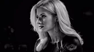 Ευαγγελία Αραβανή: Πόσο μοιάζει με την μικρή αδερφή της;