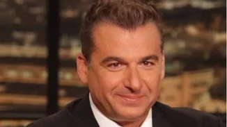 Γιώργος Λιάγκας: Το σφυροκόπημα στον Αρναούτογλου & η... ζωντοχήρα Φαίη Σκορδά