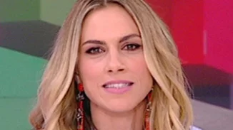 Ντορέττα Παπαδημητρίου: Η πρεμιέρα του «Εδώ» στο ΣΚΑΪ