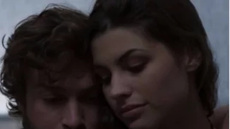 Το Τατουάζ: Η Άννα κινδυνεύει και φεύγει πανικόβλητη μαζί με τον Αλέξανδρο για Λονδίνο