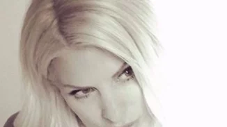 Ελένη Μενεγάκη: Ποιος εισέβαλε στο καμαρίνι της λίγο πριν την πρεμιέρα;