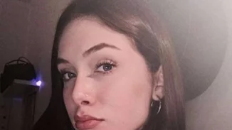 Αφροδίτη - Μαρία Λιάντου: Η κόρη της Εβελίνας Παπούλια είναι το κορίτσι που λατρέψαμε!