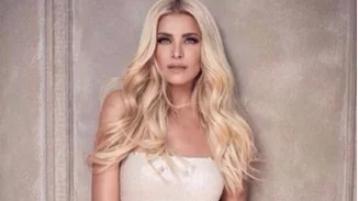 Κατερίνα Καινούργιου: Χαλαρή βόλτα στο Κολωνάκι