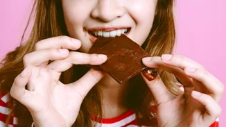 Η ΙΟΝ Dark καλωσορίζει στην οικογένειά τις δύο νέες εκρηκτικές γεύσεις