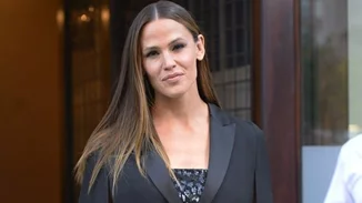 Jennifer Garner: Εντυπωσιακή και άκρως γυμνασμένη!