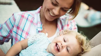 Τα 4 είδη προσκόλλησης στη σχέση μητέρας – παιδιού