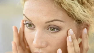 Δύο αδερφές επιχειρούν να σου αλλάξουν τη γνώμη για τα φυσικά καλλυντικά