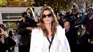 Chanel Άνοιξη/ Καλοκαίρι 2018 | Οι διάσημες αφίξεις στο εντυπωσιακό fashion show