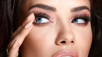 Είσαι έτοιμη για τα πιο σούπερ beauty νέα; Κάνε χώρο στο νεσεσέρ σου, θα τον χρειαστείς!