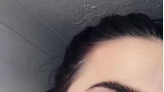 Για Καλό Μήνα: Χριστούγεννα και στο μακιγιάζ με το candy cane eyeliner - Πώς θα το πετύχεις!