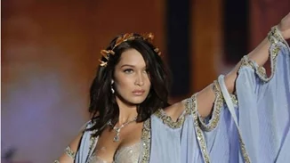 Victoria's Secret Fashion Show | Οι πρώτες φωτογραφίες από το εντυπωσιακό show!