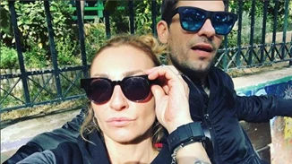 Ρούλα Ρέβη | Μοιράστηκε τις 10 πιο σέξι φωτογραφίες του Αποστόλη Τότσικα